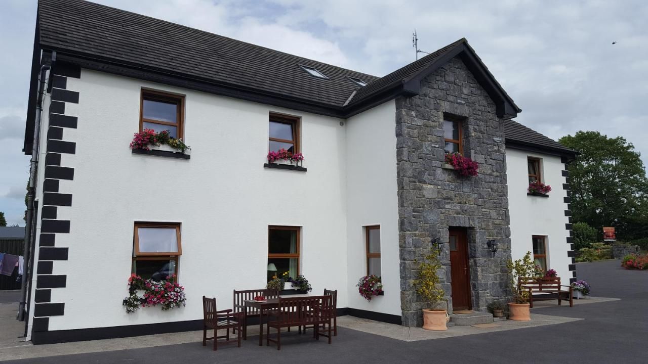 Гостевой дом Corrib View Lodge Glencorrib